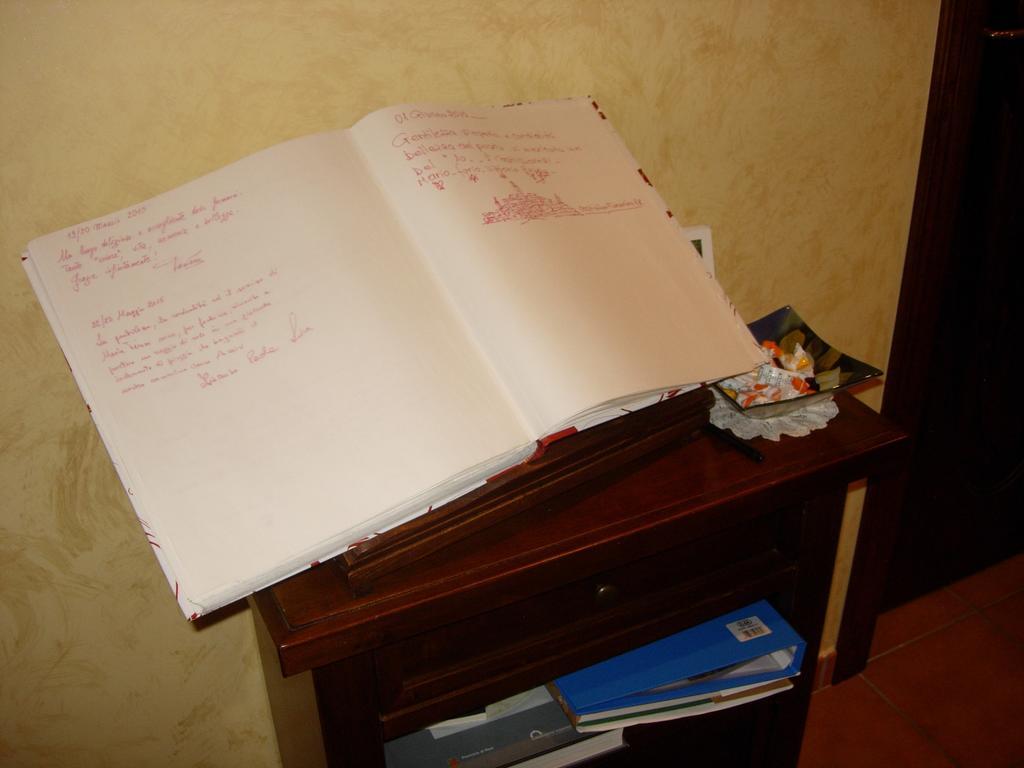 B&B Il Cantico グレッチョ 部屋 写真